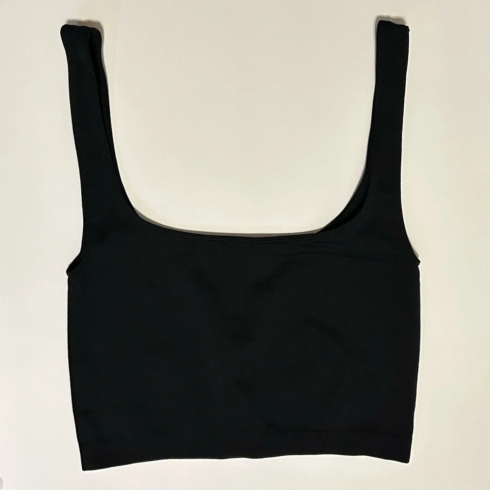 Intimately by Free People Black Cropped Tank Sz XS / S - Picture 1 of 3